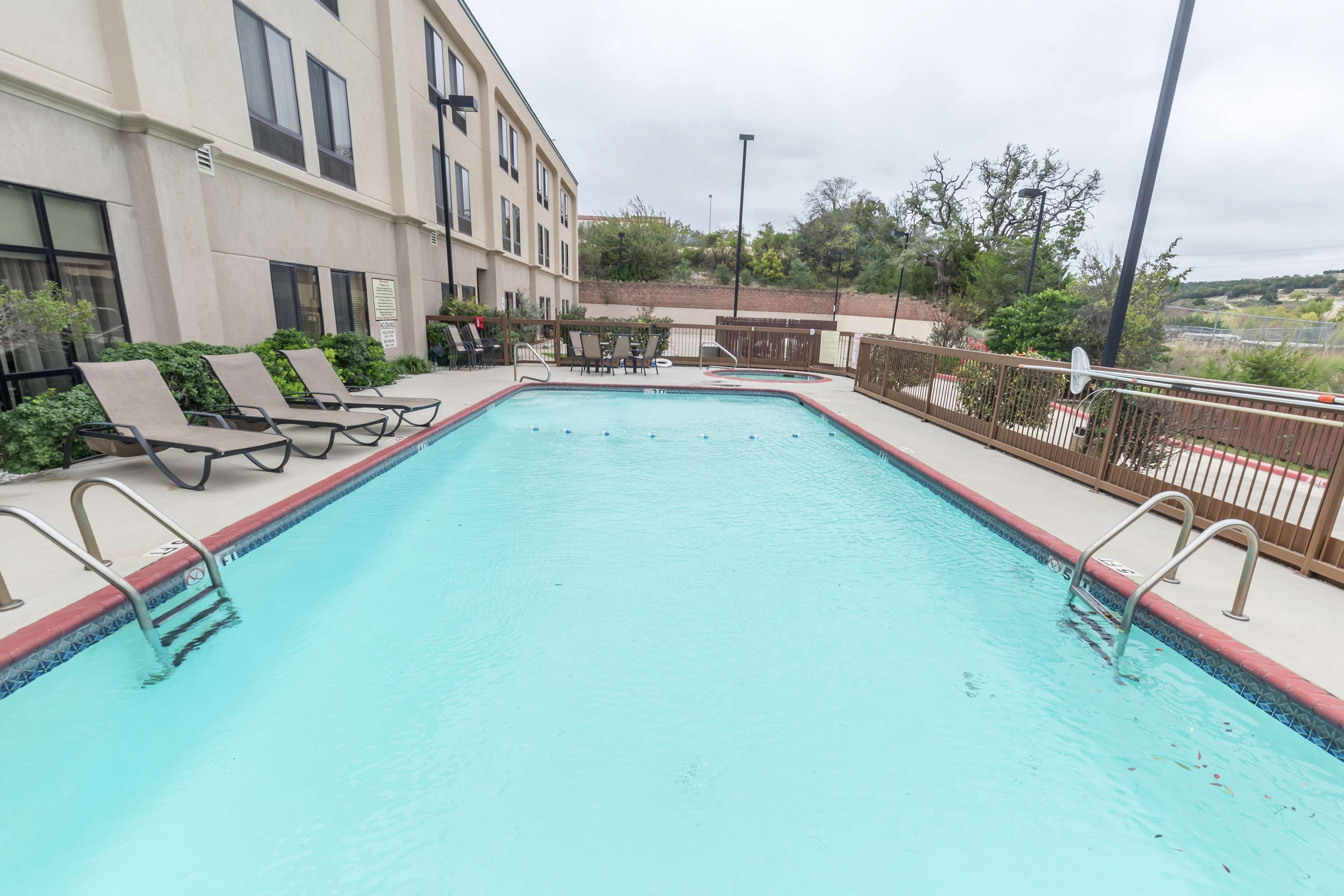 Hampton Inn Kerrville Exterior foto